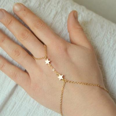 China ZUOWEN fashion alloy chain female finger single finger nickel-free alloy bracelet Five-pointed star bracelet for sale