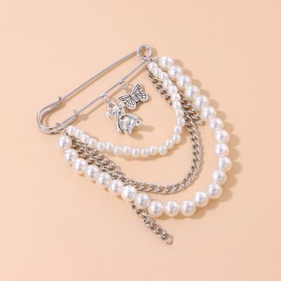 China Promotions Gifts Party Anniversary Engagement ZUOWEN Fashion Luxury Multilayer Women's Pin Accessories Alloy Butterfly Bear Pearl Chain Pendant Brooch for sale