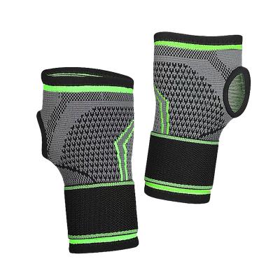 China Adjustable Breathable High Quality Elastic Weightlifting Sports Elasticity Hand Wrist Nylon Wrist Brace for sale