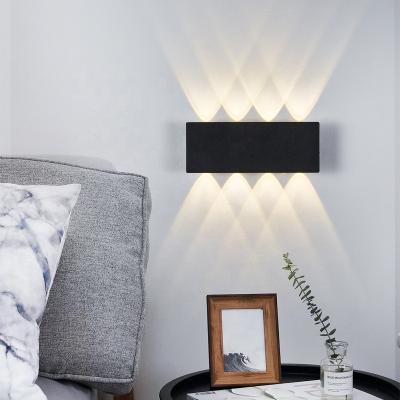 China Creative Modern Minimalist Modern LED Bracket Light Bedside Wall Lamp Wall Light For Bedroom Living Room Indoor Staircase Lighting for sale