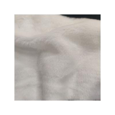 China China Manufacturer Supply Professional High Quality Long Hair White Faux Fur Soft Plush Dye Fabric for sale