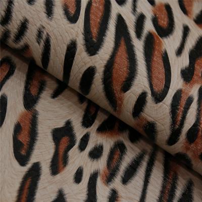 China Hot sale fashion waterproof leopard grain design print rayon backing PU leather for jacket and skirt for sale