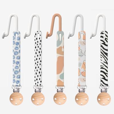 China Fashion Decoration Baby Product Silicone Pacifier Clip Silicone Baby Teether Clip Fruitful Clip for sale