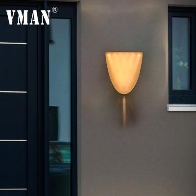 China Indoor Outdoor Wall Lighting Zhongshan Wholesale PC 20w IP54 Plastic Waterproof Moistureproof LED Bulkhead Modern Indoor Wall Lamp for sale