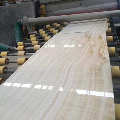 China Luxury transparent super thin white slab 1MM, 2MM, 3MM, 4MM kitchen accessories onyx stone marble tile for sale