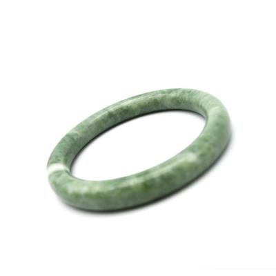 China Beautiful Jewelry Natural greenJade Jadeite Round Bangle Bracelet for sale