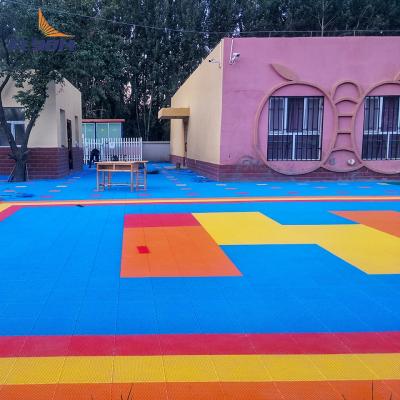 China Green Outdoor Indoor Courts PP Tiles Sports Flooring With Impact Polypropylene Copolymer Material for sale