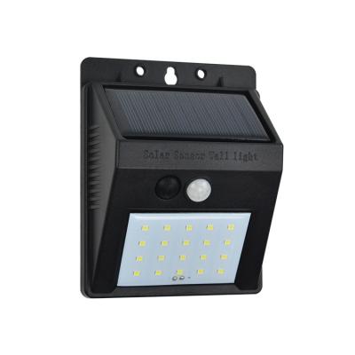 China Outdoor Application 2021 Efficient And Environmentally Friendly Outdoor Lights Wall Ip65 Solar Battery Powered for sale