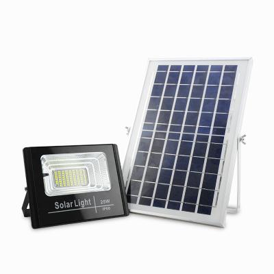 China 100W Outdoor Led 120W Garden Waterproof Ip66 Rechargeable Solar Flood Lights for sale