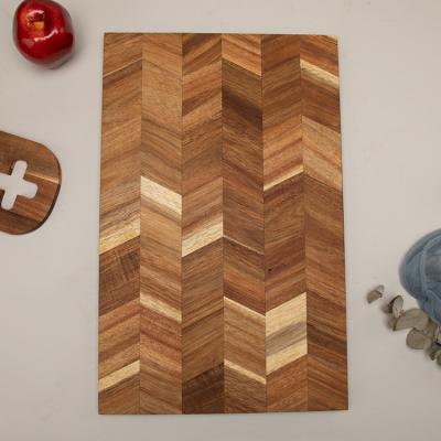 China Sustainable Custom Rectangle Kitchen Natural Cooking Boards Acacia Wood Block End Grain Chopping Wooden Cutting Board for sale