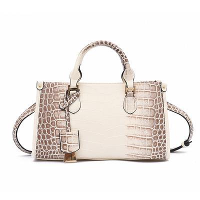 China PU Bag Fashion 2021 Korean New Small Embossed Handbag Single Shoulder Ladies Launch Bag Cross - Body for sale