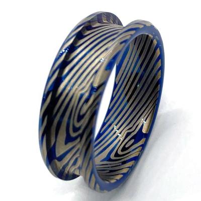 China Cheap Factory Price Hiphop 8mm Wide Men And Women Damascus Blue Tungsten Pattern Ring Core 4mm Channel For Inlay for sale