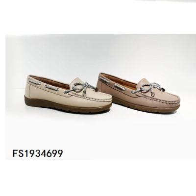 China Fashion Trend Ladies Walking Shoes Ladies Casual Loafers Moccasin Shoes With Bow for sale