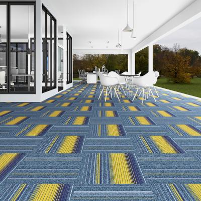 China Stain Resistant 2022 50x50cm Commercial Polypropylene Bitumen Hot Desk Colorful Color Carpet Tiles New Design Shanghai Hangju 3500 Series for sale