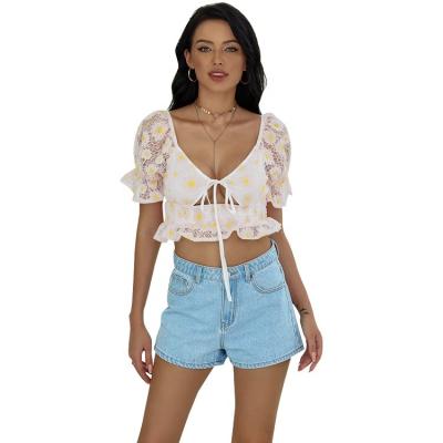 China BAZAR D'EILLY Breathable 2022 100% Floral Prints Sexy Crop Shirts Tops Wholesale Polyester Slight Stretch Women Tops Blouses for sale