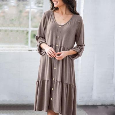 China Breathable Women's Dress Solid V-Neck Quilting Long Sleeve Pleated Casual Dress Midi Ladies Straight Dresses for sale