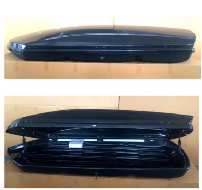 China RB500 SUNSING Universal Car Roof Box para viagens Sistema de bloqueio lateral duplo Prensagem rápida Superfície de carbono Escolha carro compatível à venda