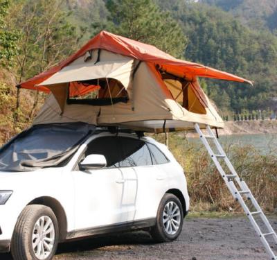 China Roomy 2-4 Person Car Roof Tent For Year Round Camping Adventures for sale