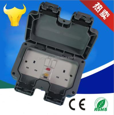 China 13A 2000w Commercial Waterproof IP66 Outdoor Twin Switched Socket Double Socket for sale