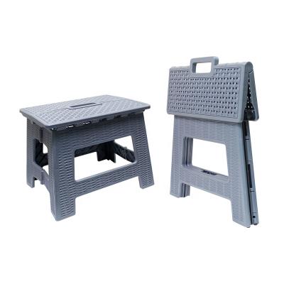 China 9 Inch Foldable Folding Stool PP Material Kids Plastic Outdoor Kids Seat Foldable Small Grid Fishing Foot Step Stool for sale