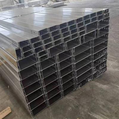China Aluminum Powder Coated Cable Tray Fire Resistance And Easy Installation For Time Saving Cable Management for sale