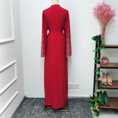 China Dubai Oman Middle East Anti-Static Turkish Diamond Crystal Stars Hand Made Long Abaya Thawb Dress for sale