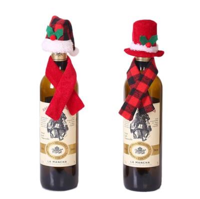 China Chirstmas Home Decor 2021 Merry Christmas New Design Wine Bottle Cover Ornaments Hat + Scarf 2Pcs/Set For Christmas Table Props for sale