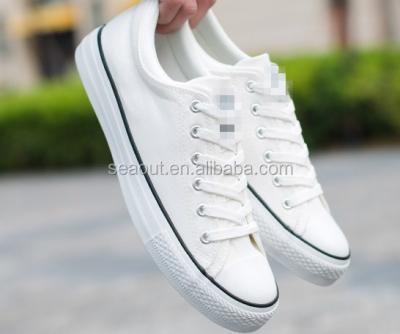 China 2018 New Fashion White Canvas Vulcanization Student Lace Up Shoes Sport Casual Canvas Shoes for sale