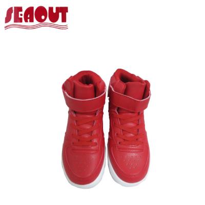 China Breathable Hot Selling High Top Sneakers Shoes For Men Casual Shoes Wholesale for sale