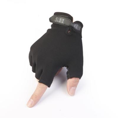 China Easy to carry using telescopic hardware. Gym Gloves Fitness Breathable Good Permeability Anti-Slip Weightlifting Gloves Exercise Fitness Cross Training Breathable for sale