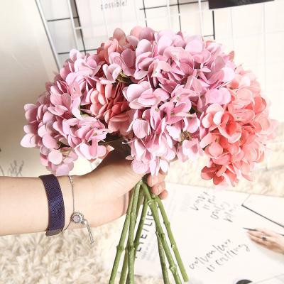 China Outdoor Indoor Decoration Grain Hydrangea Rose Ball Wedding Head Artificial Flowers Good Quality Wholesale for sale