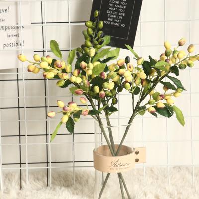 China Durable Artificial Christmas Plant Berry Red Berry Olive Fruit Bean Artificial Flowers Plant Grain Selection for sale