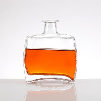 China Eco-friendly Recyclable Empty Glass Bottle Wholesale 500ML Whiskey Bottles Wine Bottle for sale
