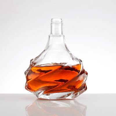 China 200ml 350ml 500ml Square Recyclable Flat Whiskey Eco-friendly Flint Glass Flask Bottle 28mm Gin Marinades Metal Screw Cap for sale