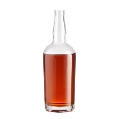 China 700ml 750ml Vodka Glass Bottle Eco-friendly Recyclable Extra Flint Gin Tequila Whiskey Brandy Glass Alcohol Bottle for sale