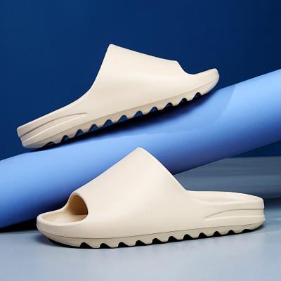 China CUSHIONING Color EVA Sandals Bubble Beach Women's Slippers Injection Molding High Neutral Soft Elastic Indoor Men's Home Slippers for sale