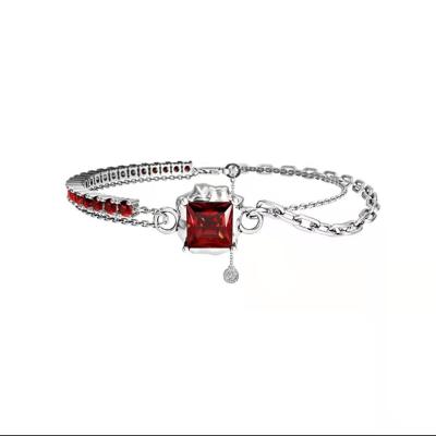 China CLASSIC Luxury Red Female Series 927 Silver Bracelet Niche Light Zircon Bracelet for sale