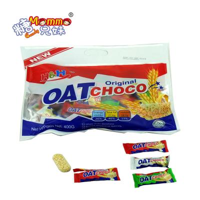 China Snack 8.5g OAT CHOCO Oatmeal Crunch Bar Natural Chocolate Milk Flavor for sale