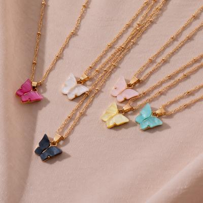 China Fashionable Alloy/Classic Acrylic Initial Personalized Color Butterfly Style Chain Cuban Necklace for sale