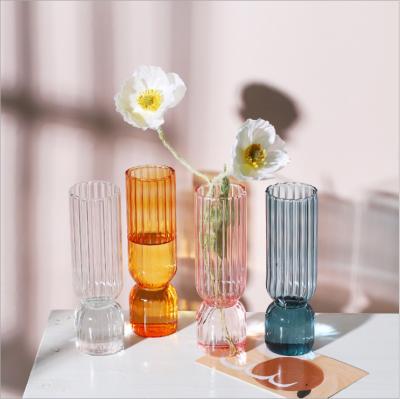 China Hot Selling Minimalist Amazon Bubble Round Shaped Glass Hydroponic Stained Glass Vase Small Clear Cylinder Flower Vases for sale