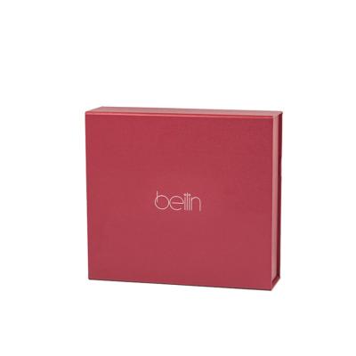 China Handmade Hot Selling Modern Magnetic Cosmetic Paper Box Packaging for sale