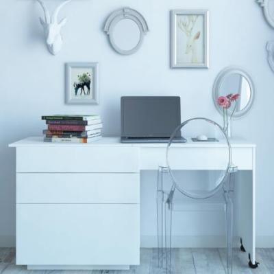 China Modern Desk Table Decoration Item Dressing Table With Caster With Lacquer Finish Computer Desk for sale