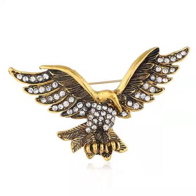 China ALLOY Retro Diamond Tassel Pin Brooch Chain Alloy Rhinestone Eagle Animal Brooch for sale