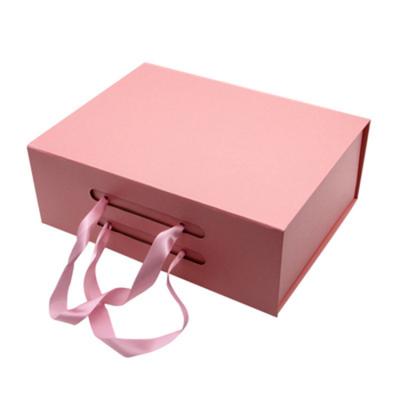 China Recycled Materials Ribbon Materials Colorful Portable Creative Handle Design Foldable Magnetic Gift Box for sale