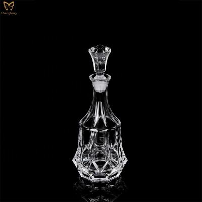 China Glass Diamond Shaped Lead Free Decanter Wine Restaurants Appliances Crystal Whiskey Empty Glass Bottle for sale