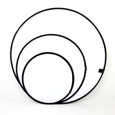 China 2 in 1 Camera Photography Round Light Reflector sliver and white camera reflector for sale