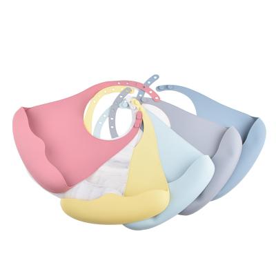 China LOW MOQ Newsun Washable Custom Silicone Baby Bibs Newborn Neutral Logo Support Light Design for sale