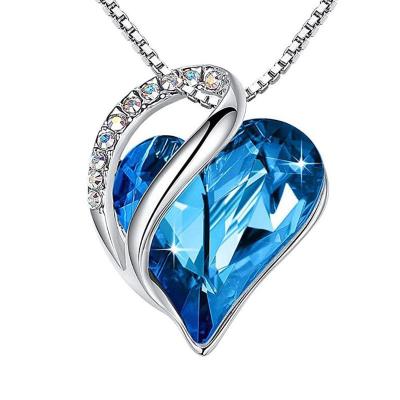 China New Arrival Exquisite Heart Shape Jewelry Casual/Sporty Sparkle Blue Crystal Pendant Necklace For Mothers Daughters Gift for sale