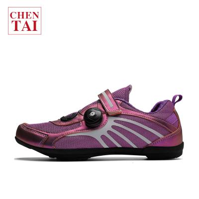 China 2020 New Breathable Non-slip Recycling Changing Sneakers Wholesale Reflective Color Rubber Shoes Outdoor Sports Couples Shoes for sale