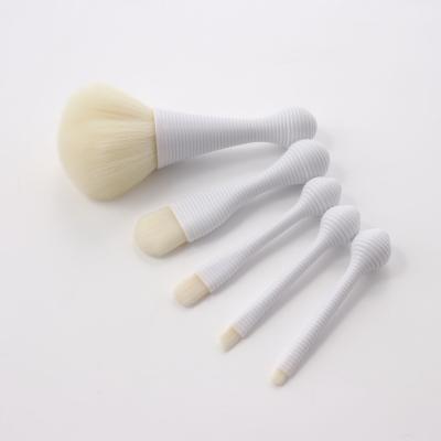 China Angular Blush Lollipops 5pcs Cute Base Powder Portable Mini Makeup Brushes Loose Brush for sale